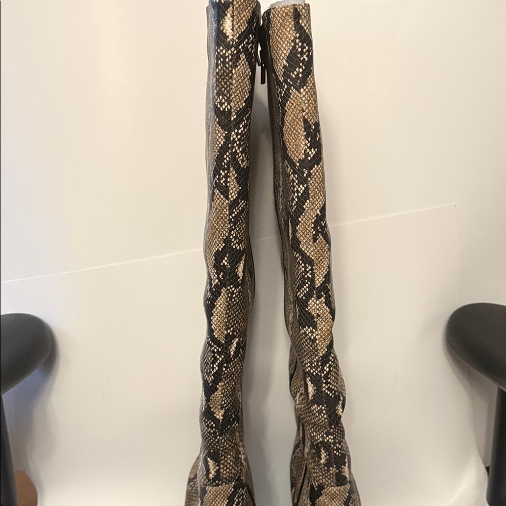 Eloquii Chic Snakeskin Print Boots Knee High Wide Calf 
Size 12W - Picture 2 of 12